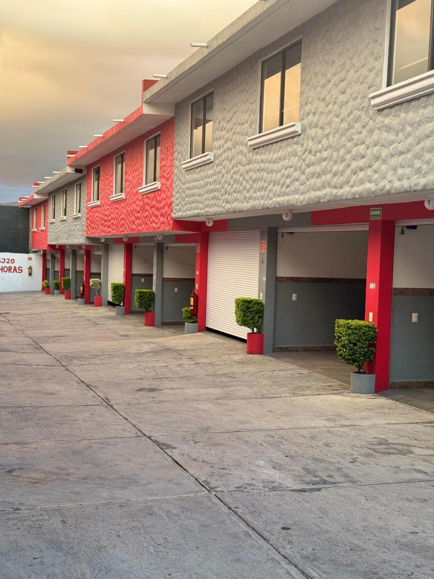 Hotel Bataclan Temixco Exteriér fotografie
